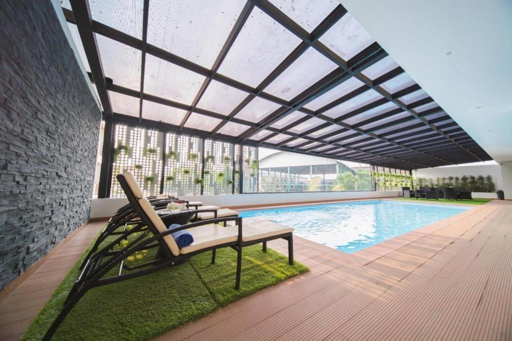 Tera Hotel Vientiane Exteriör bild