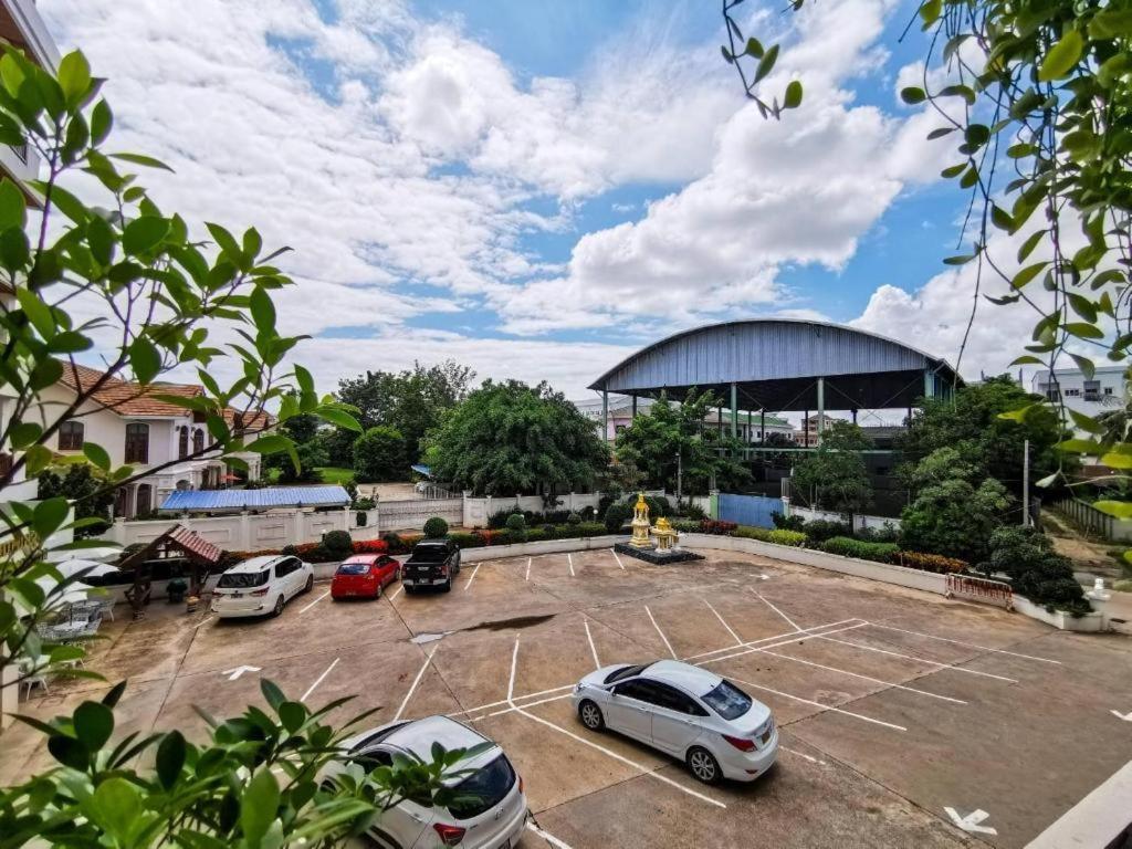 Tera Hotel Vientiane Exteriör bild